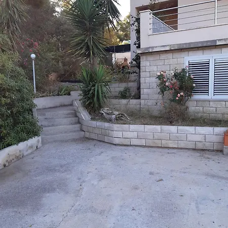 Merlo * Lastovo
